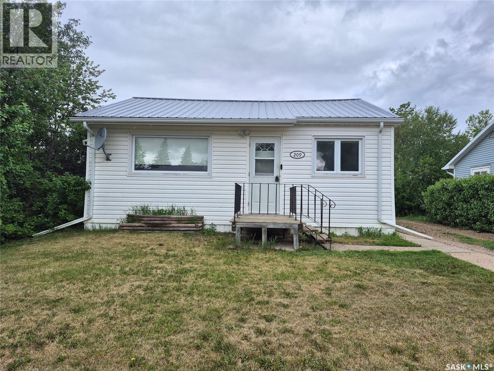 209 Prairie STREET - 1