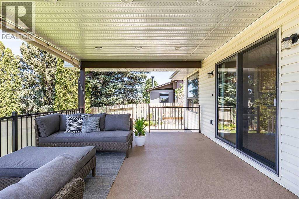 16 East Glen Crescent SE — photo 39
