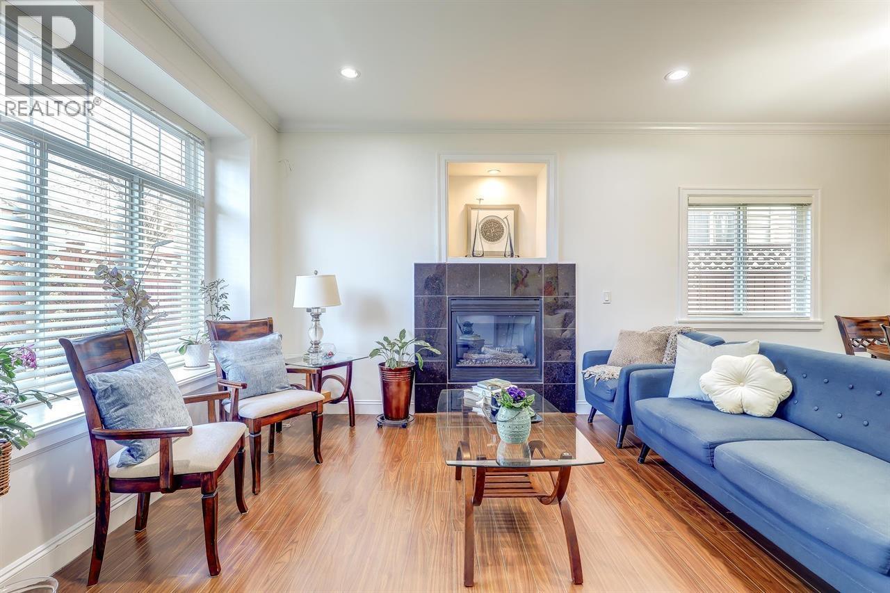 7448 17TH AVENUE, Burnaby