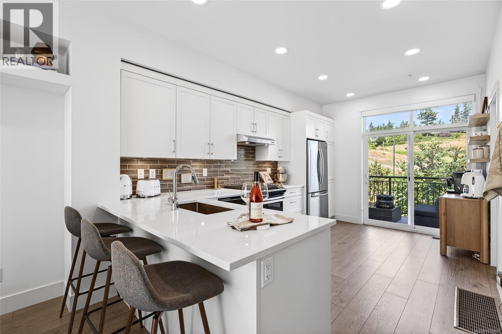 18 370 Latoria Boulevard, Colwood