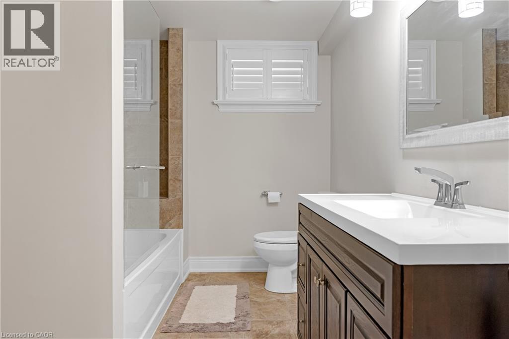 22 CREEKSIDE Drive - 30
