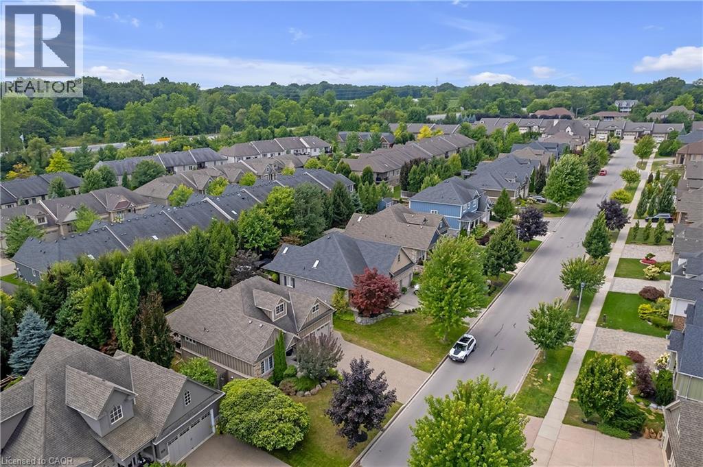 22 CREEKSIDE Drive - 40