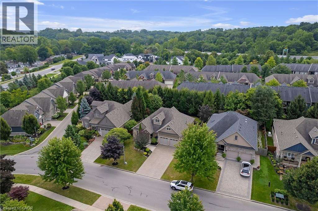22 CREEKSIDE Drive - 38