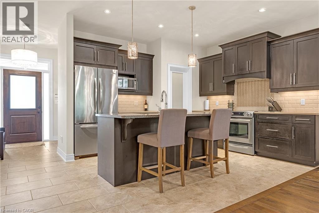 22 CREEKSIDE Drive - 5