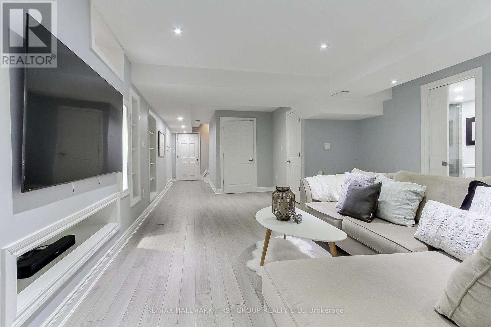 150 ANGUS DRIVE - 36