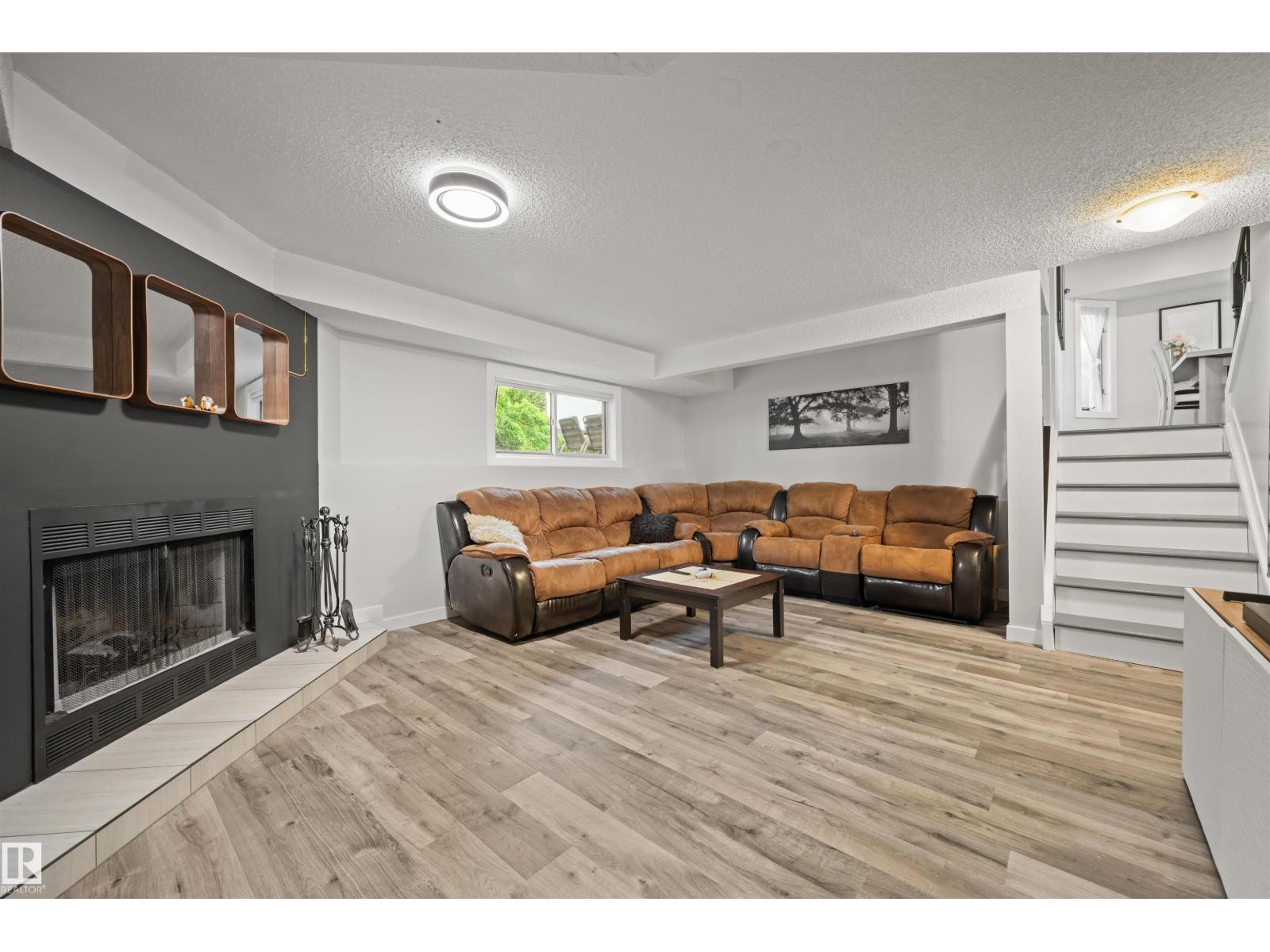 315 BUCHANAN WY NW - 21