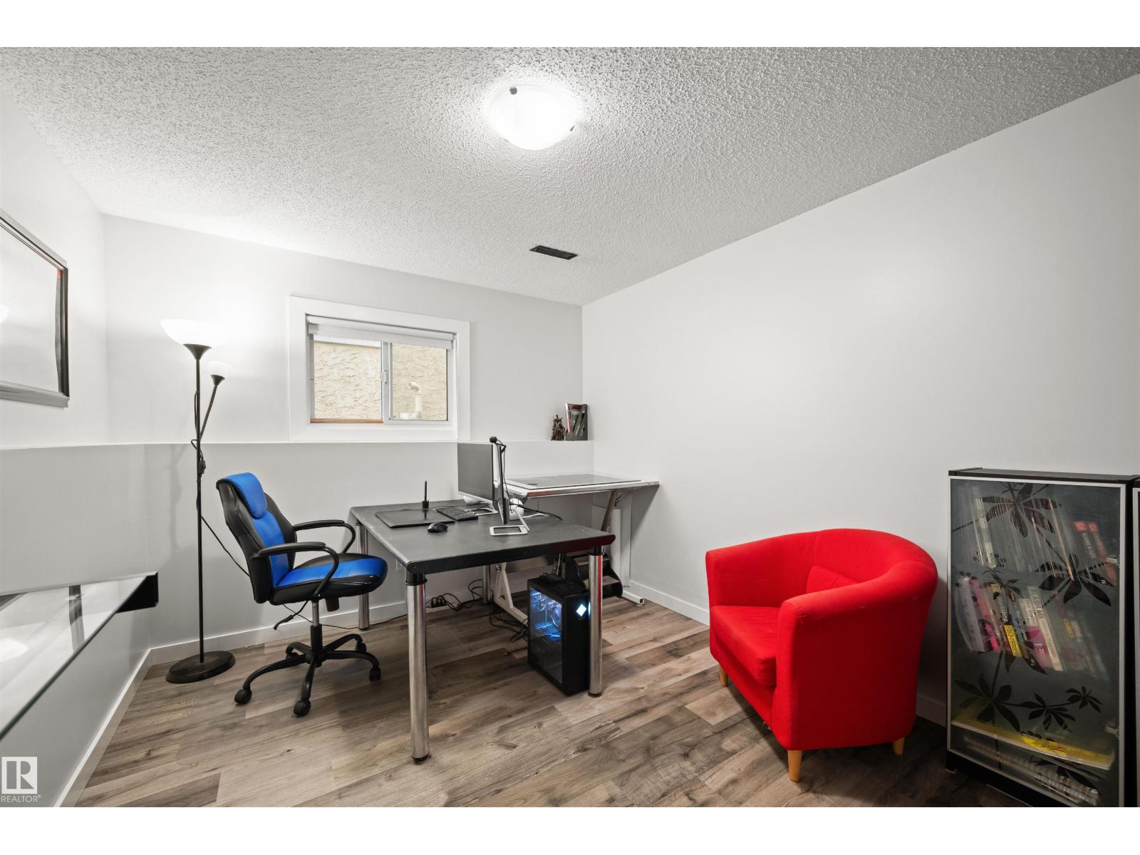315 BUCHANAN WY NW - 25