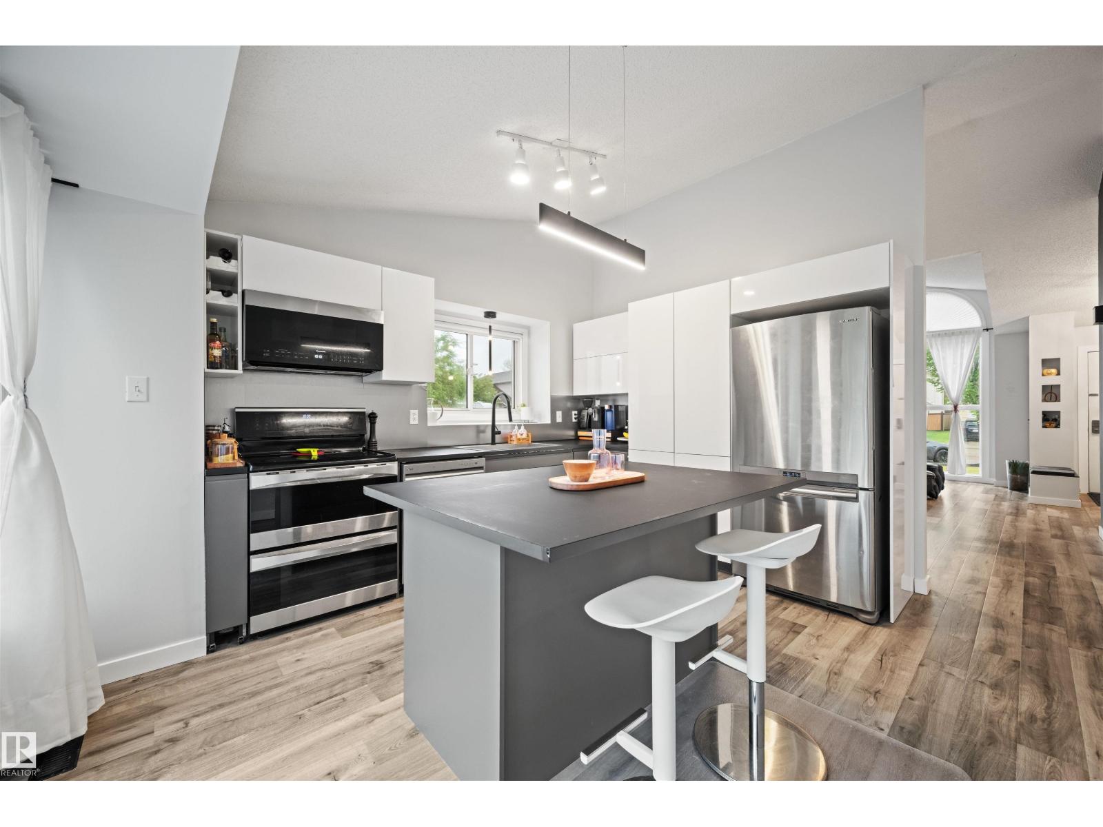315 BUCHANAN WY NW - 9
