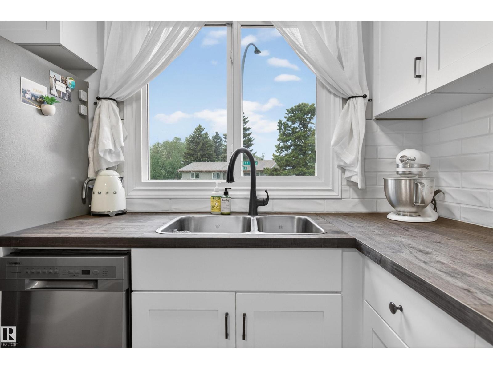 13275 47 ST NW - 13