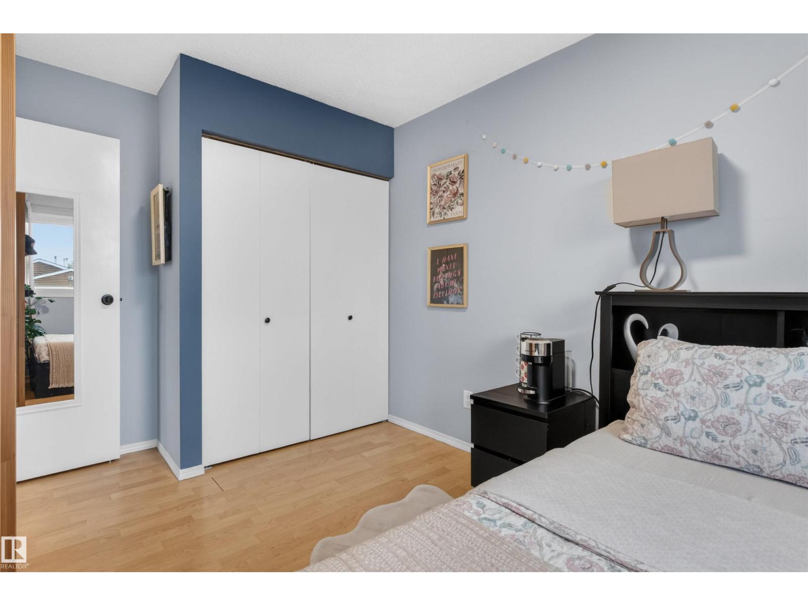 13275 47 ST NW - 23