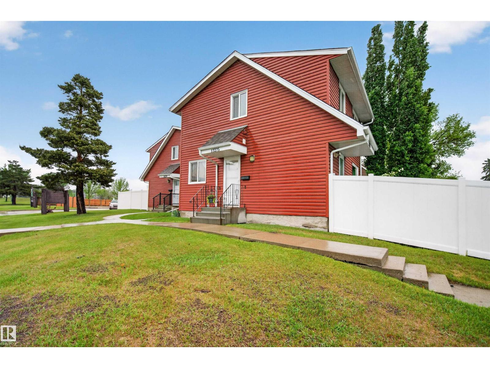 13275 47 ST NW - 30