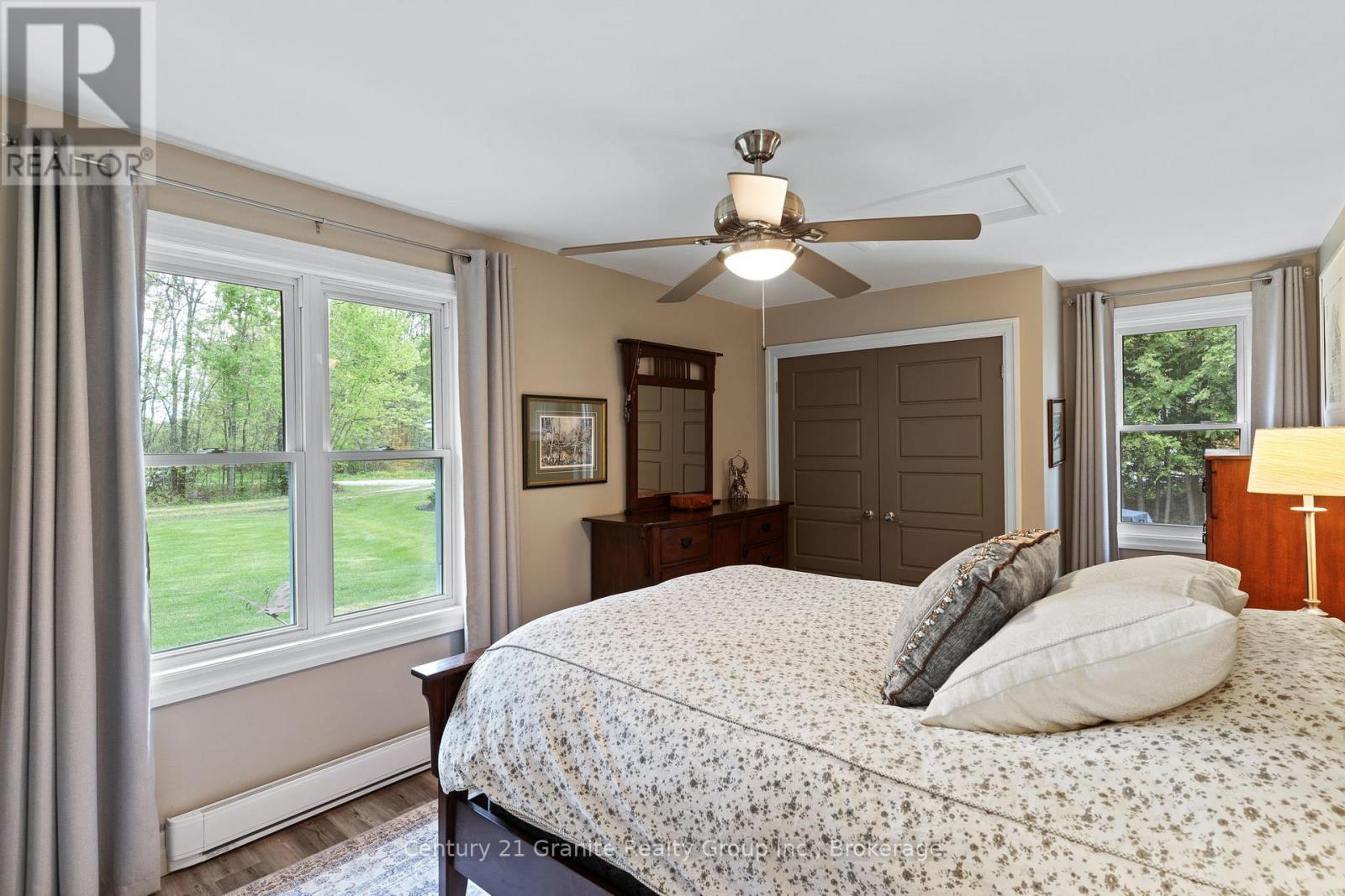 1063 TIFFANY LANE - 20