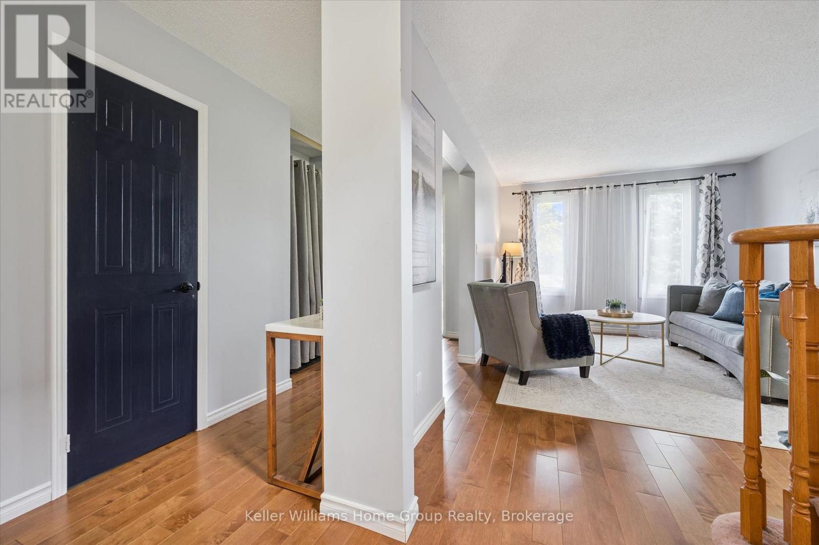 653 HOLMAN CRESCENT - 21