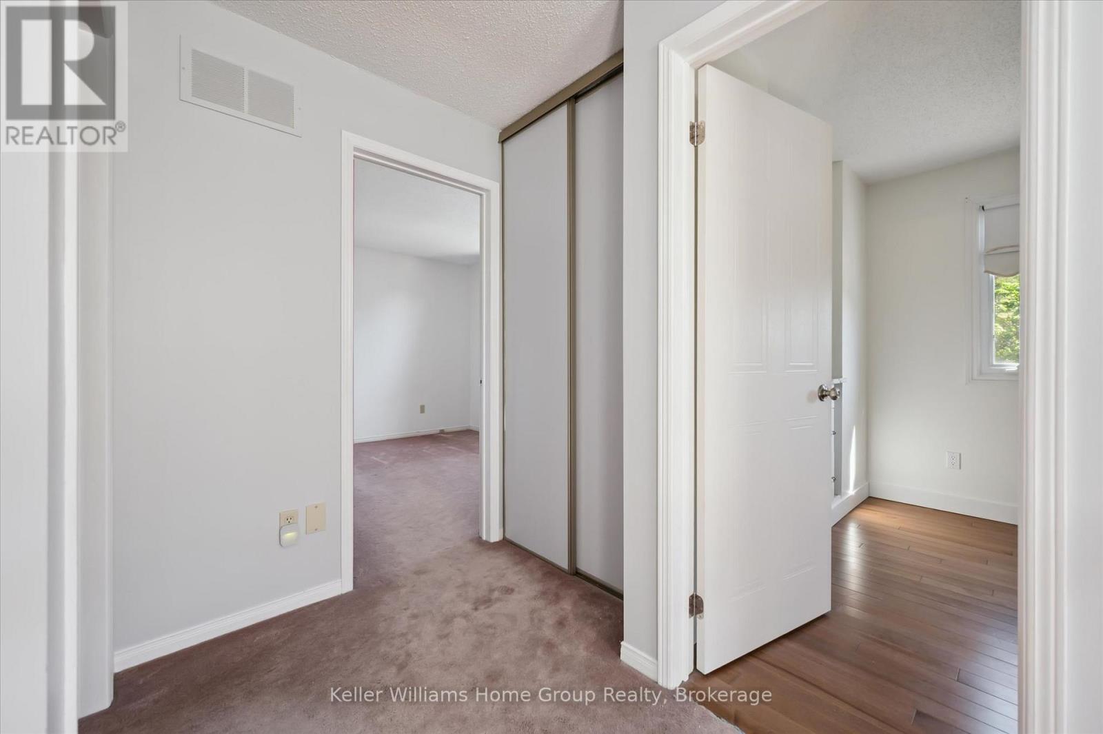 653 HOLMAN CRESCENT - 27