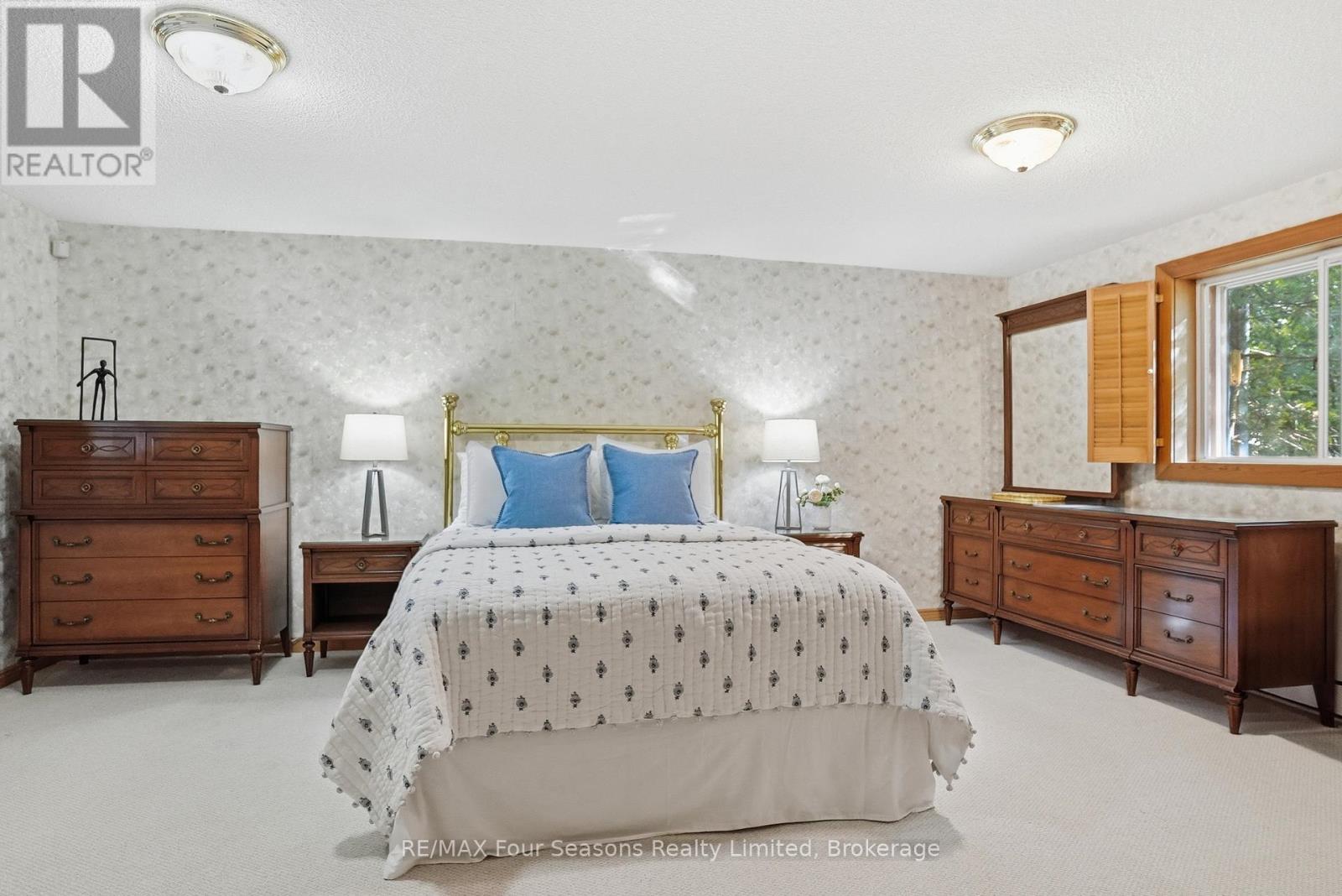 105 ST MORITZ CRESCENT - 6