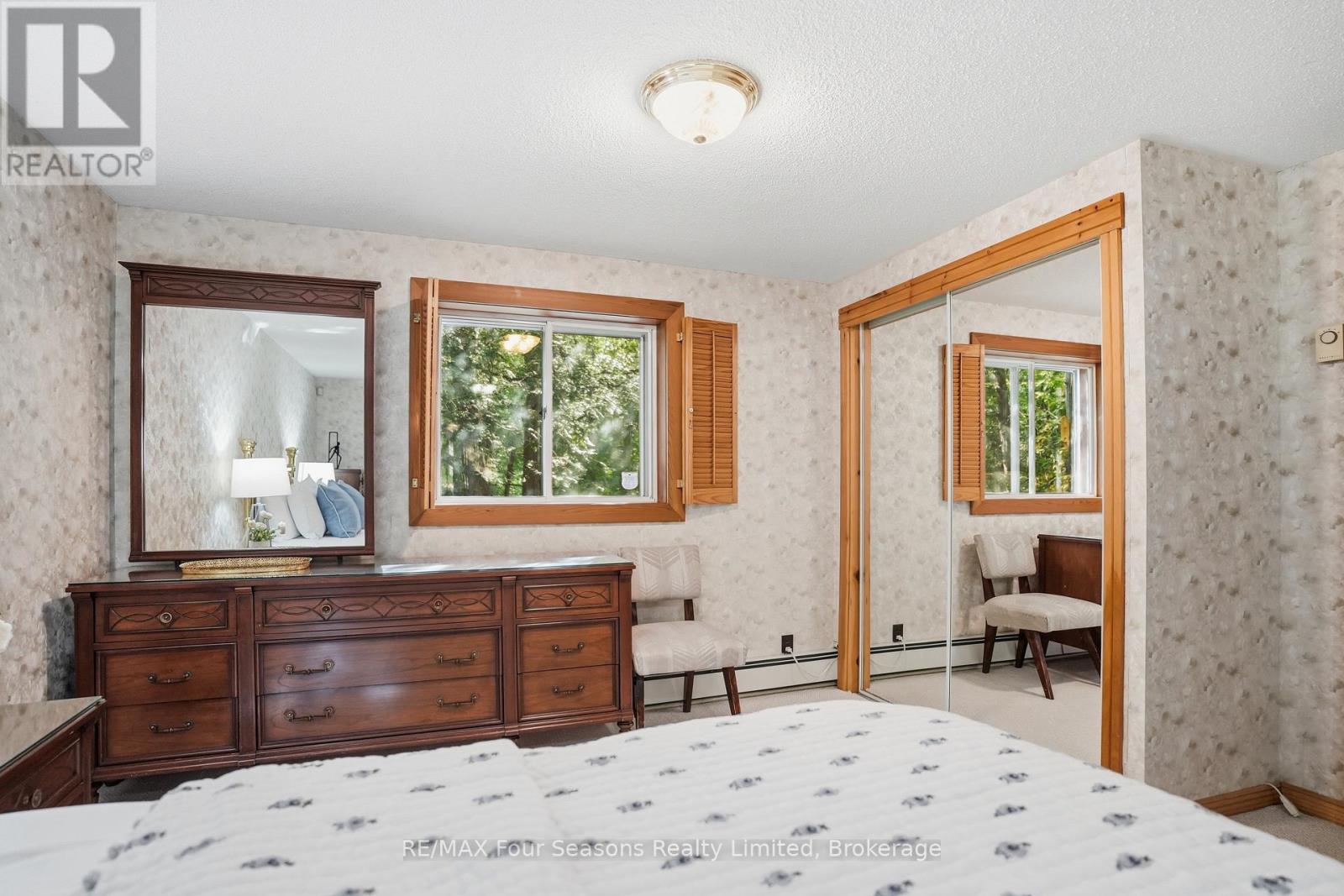 105 ST MORITZ CRESCENT - 7