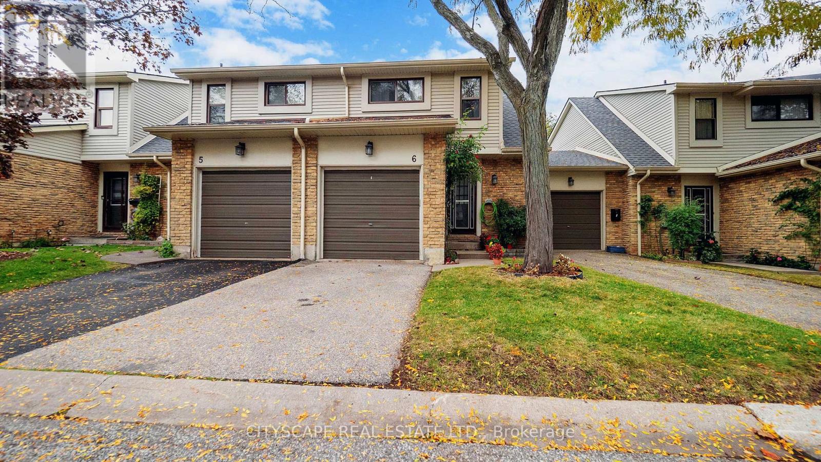 #6 2701 AQUITAINE AVENUE - 2