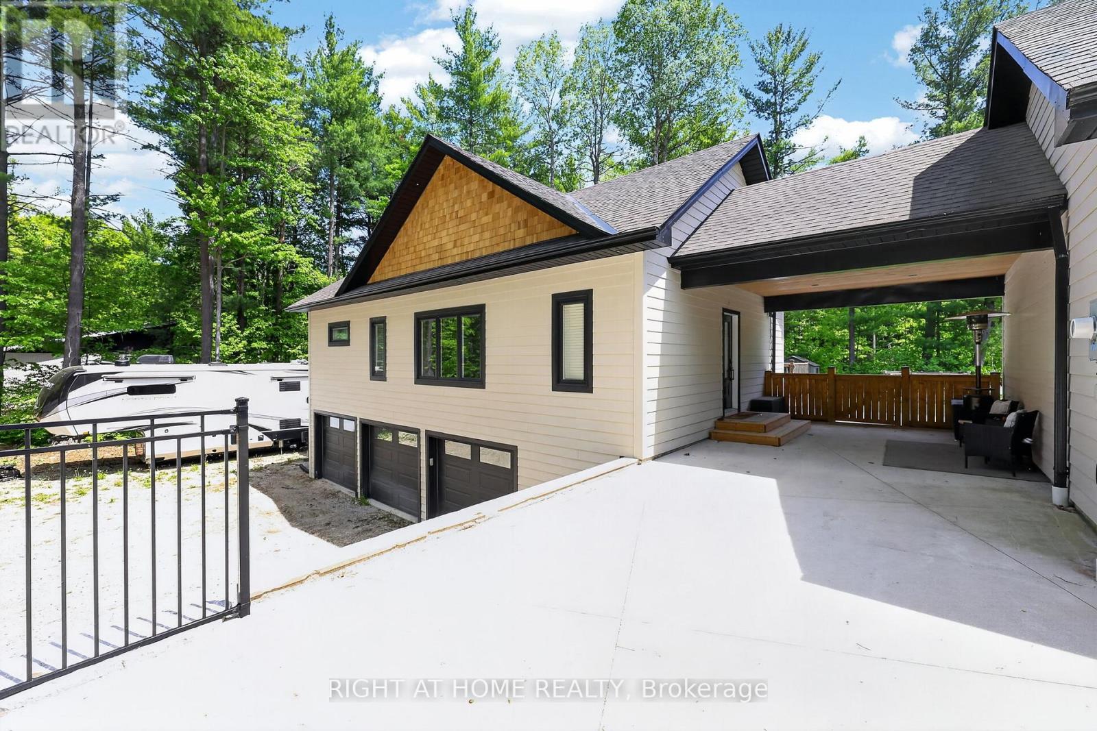 16 WOODLAND HEIGHTS DRIVE - 5