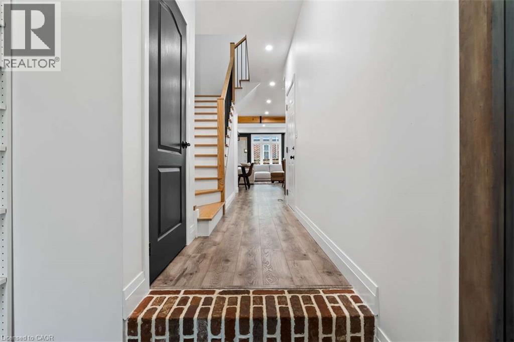 79 BROWVIEW Drive - 6