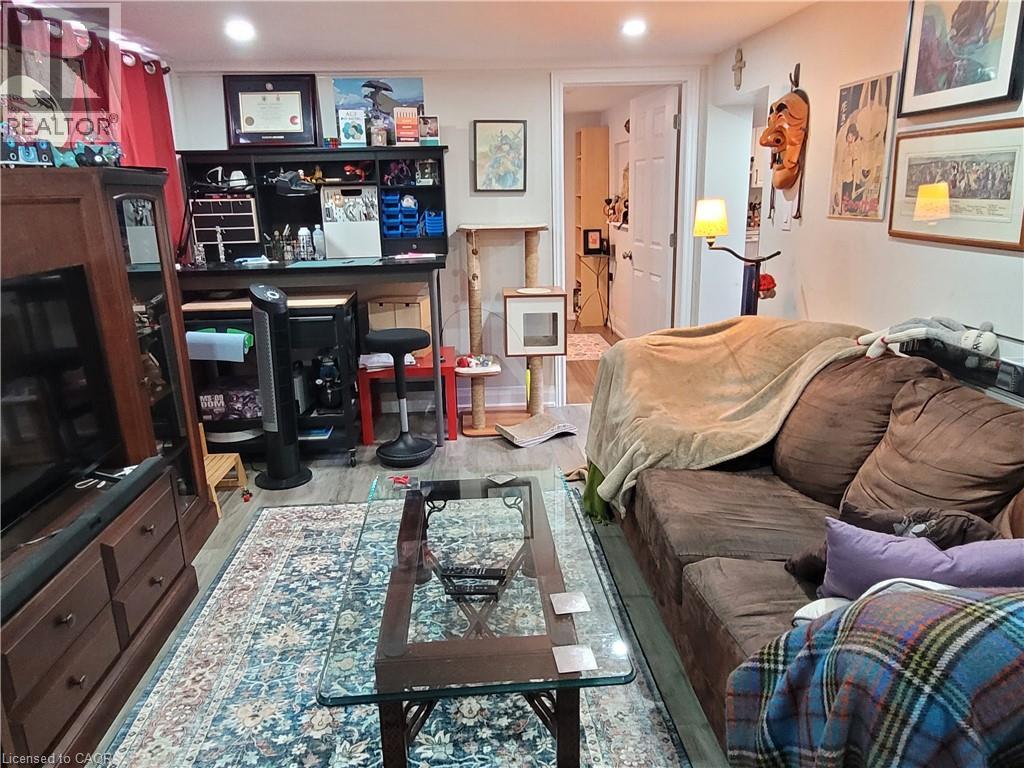 239 WEST 18TH Street - 25