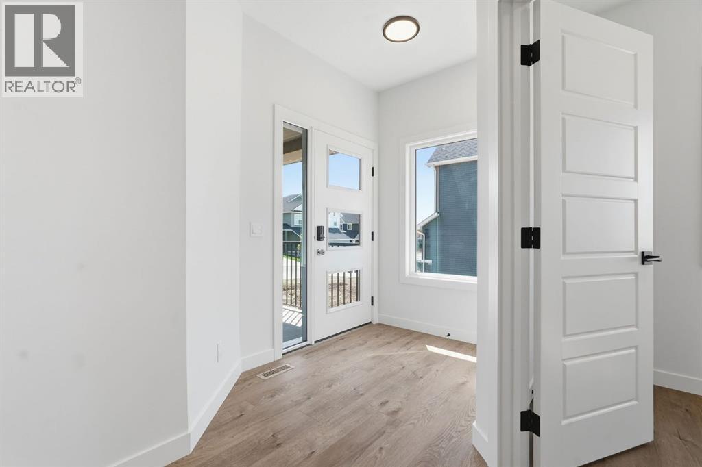 731 Langley Terrace SE - Image 2