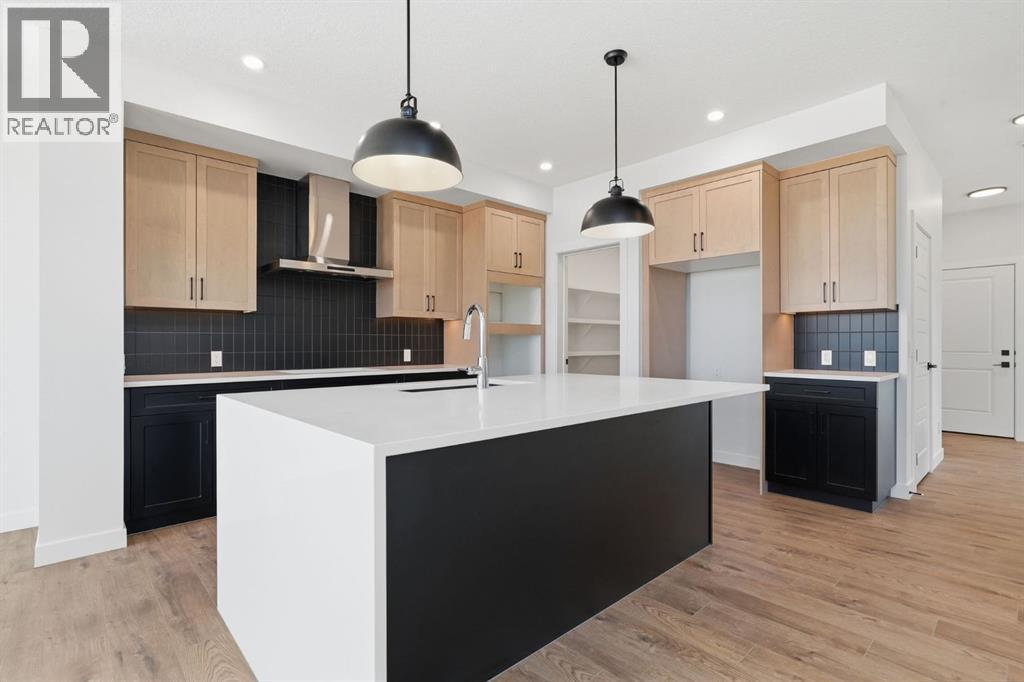 731 Langley Terrace SE - Image 3