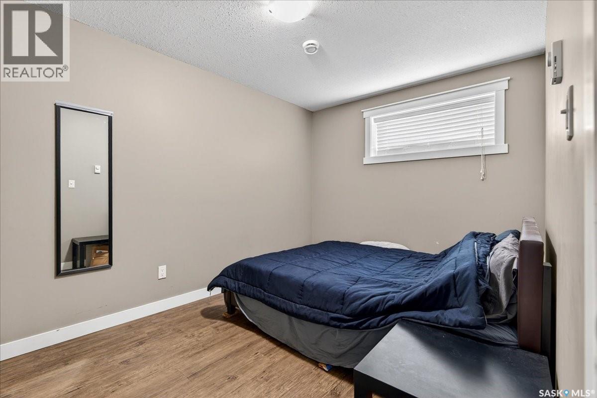 5780 Pearsall CRESCENT - 25