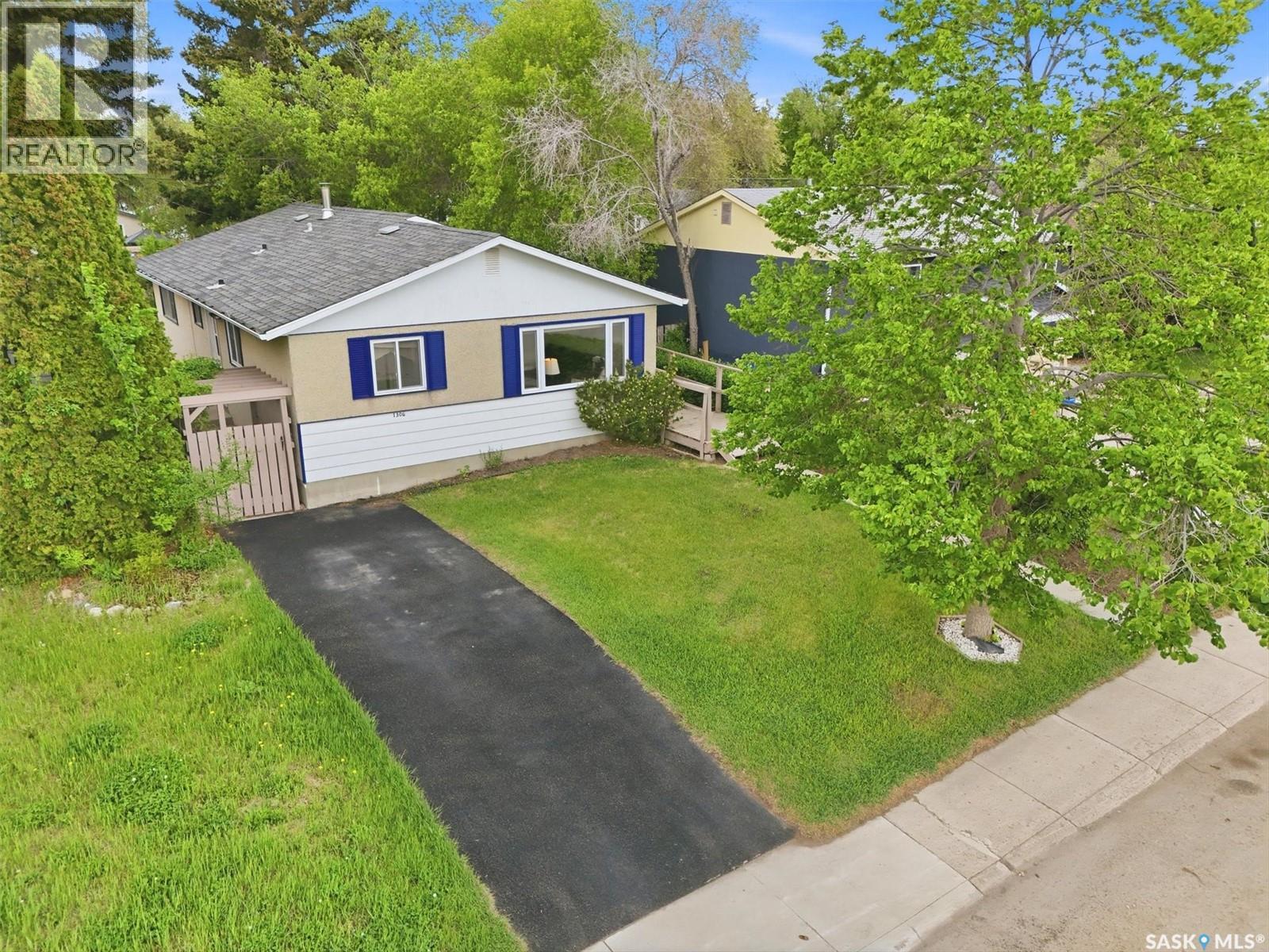 1306 Egbert AVENUE - 42