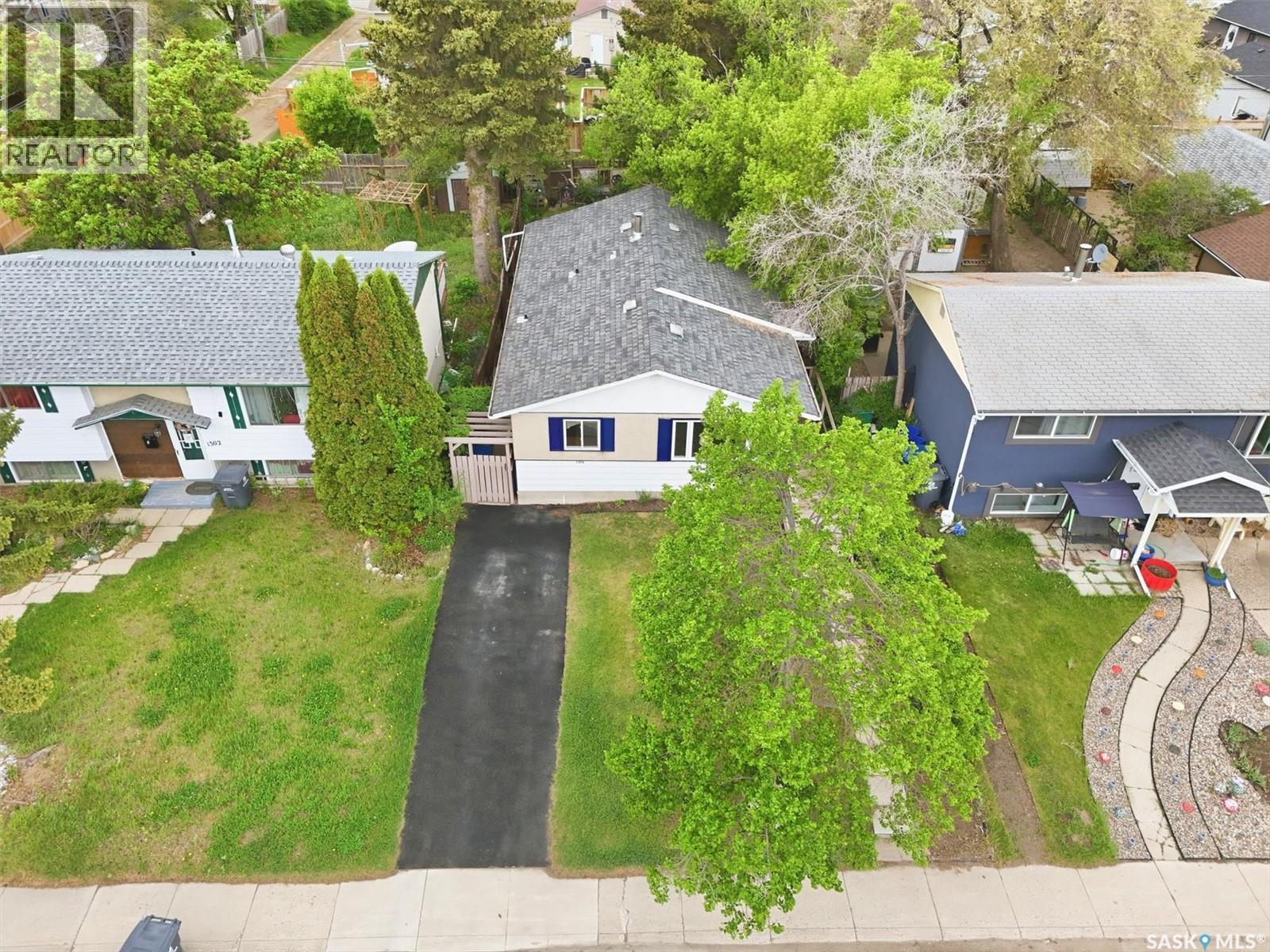 1306 Egbert AVENUE - 43