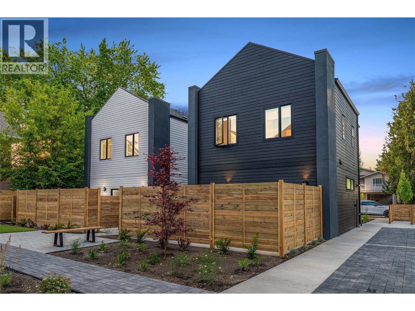 921 Borden Avenue - 19