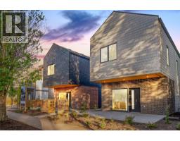 Kitchen - 921 Borden Avenue, Kelowna, BC V5P2R6 Photo 6