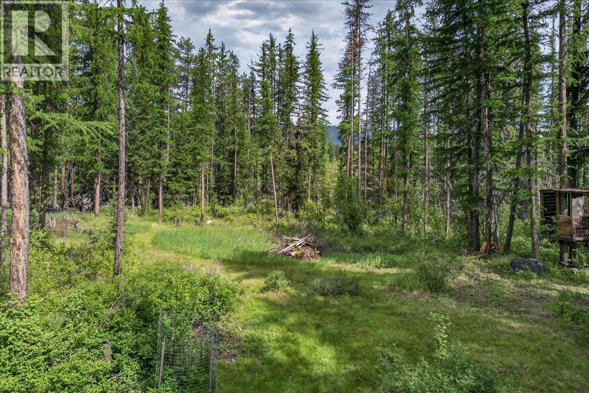 8807 Highway 95A - 36