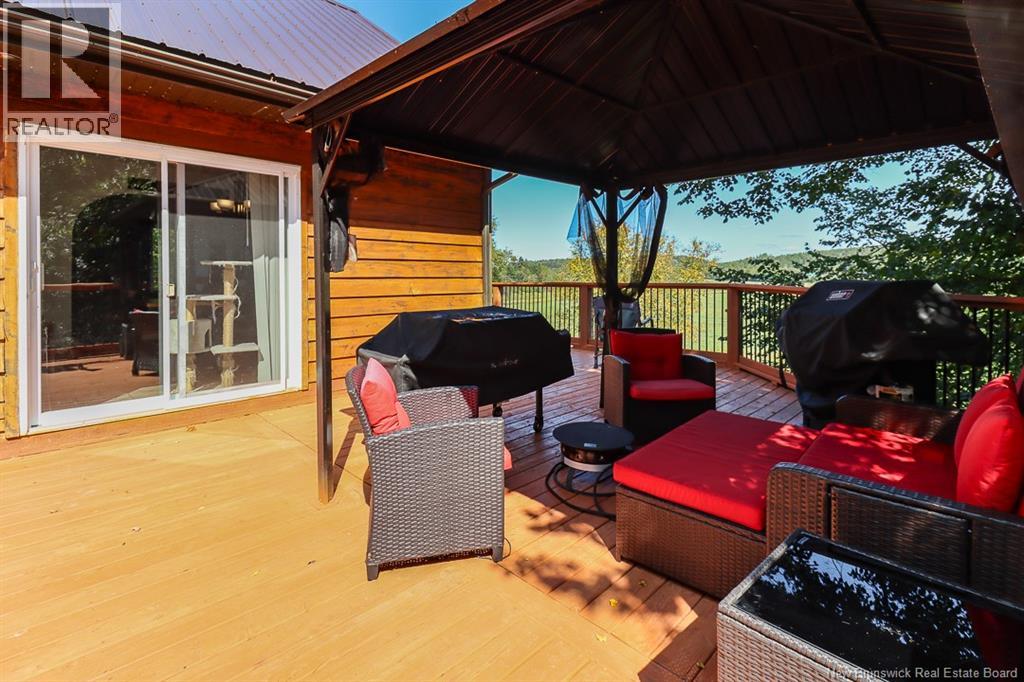 45 Stock Farm Road - 12