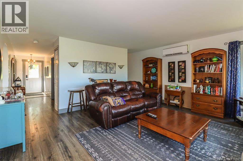 45 Stock Farm Road - 35