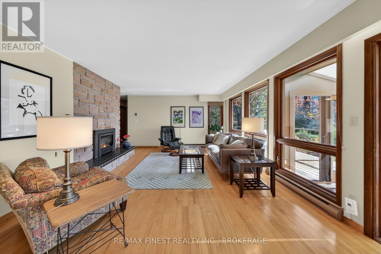 10 WARBLER LANE - 22