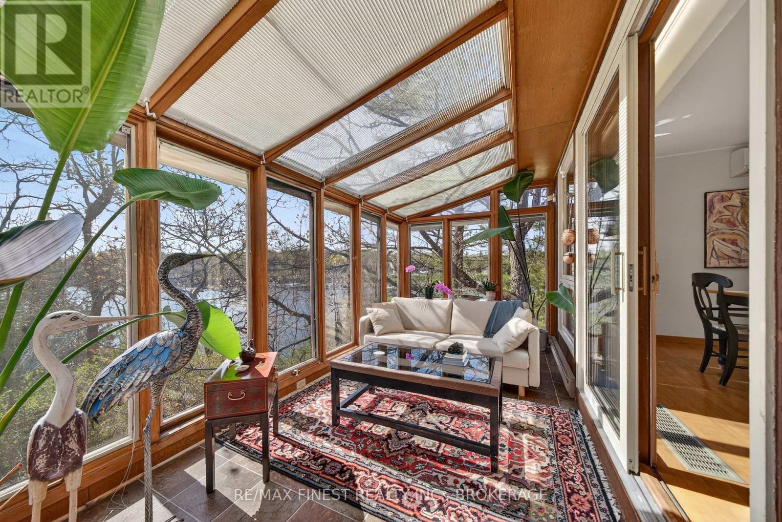 10 WARBLER LANE - 25