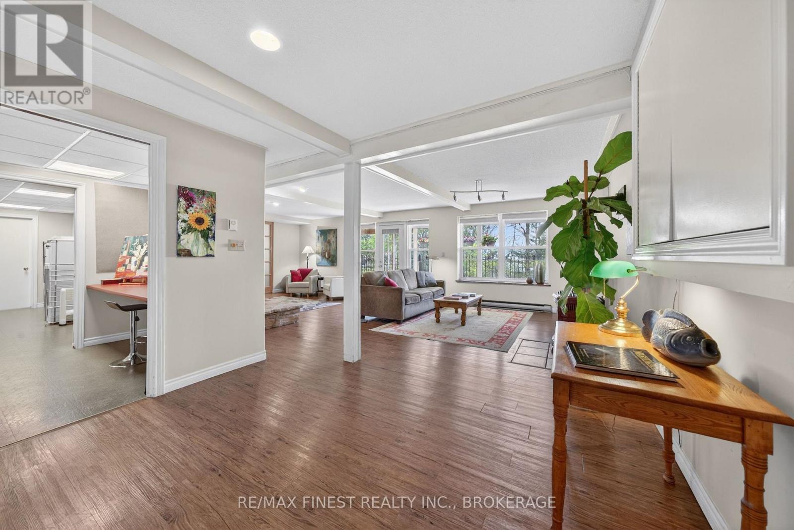 10 WARBLER LANE - 34