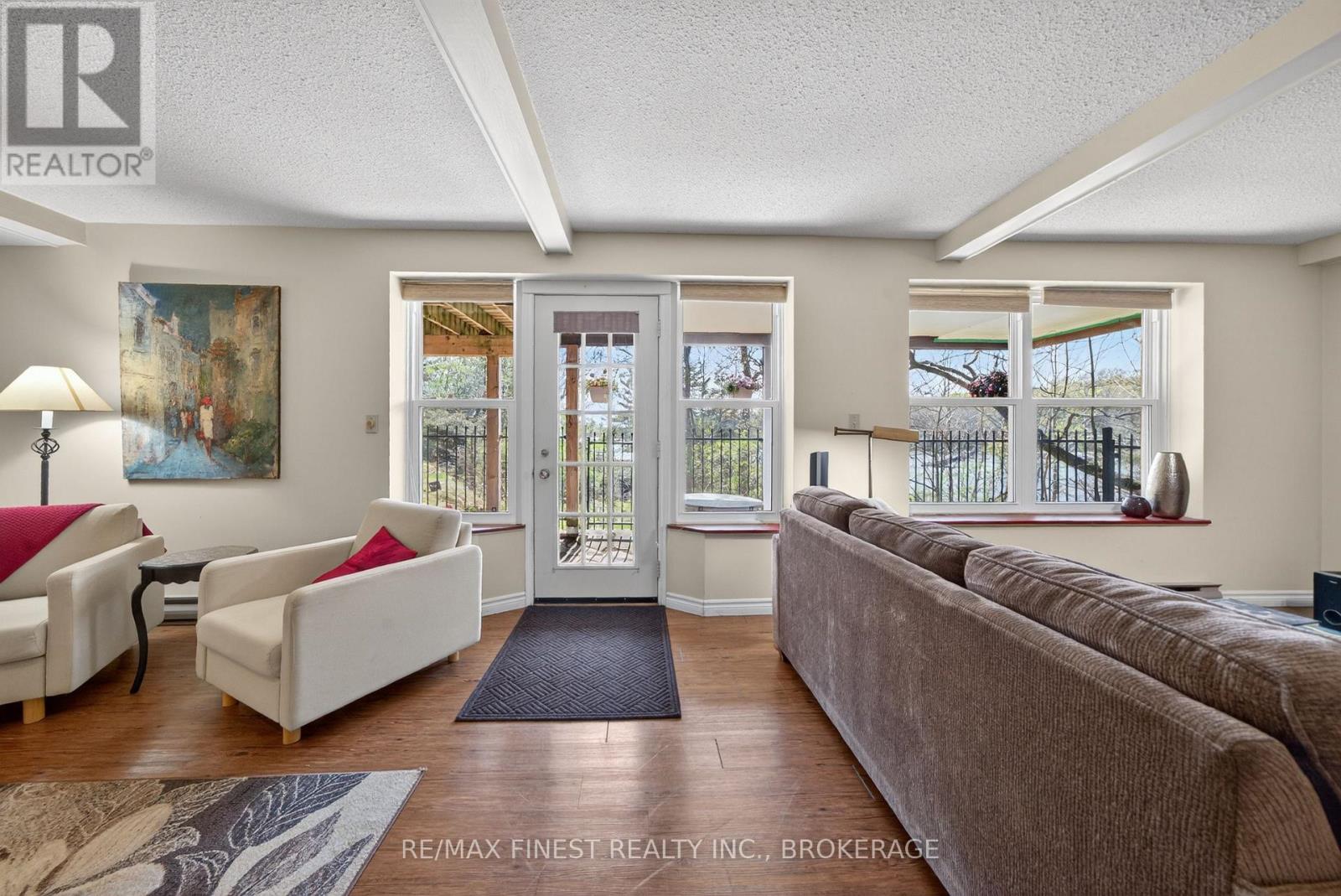 10 WARBLER LANE - 36