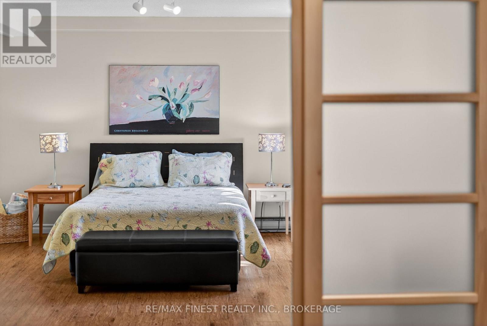 10 WARBLER LANE - 40