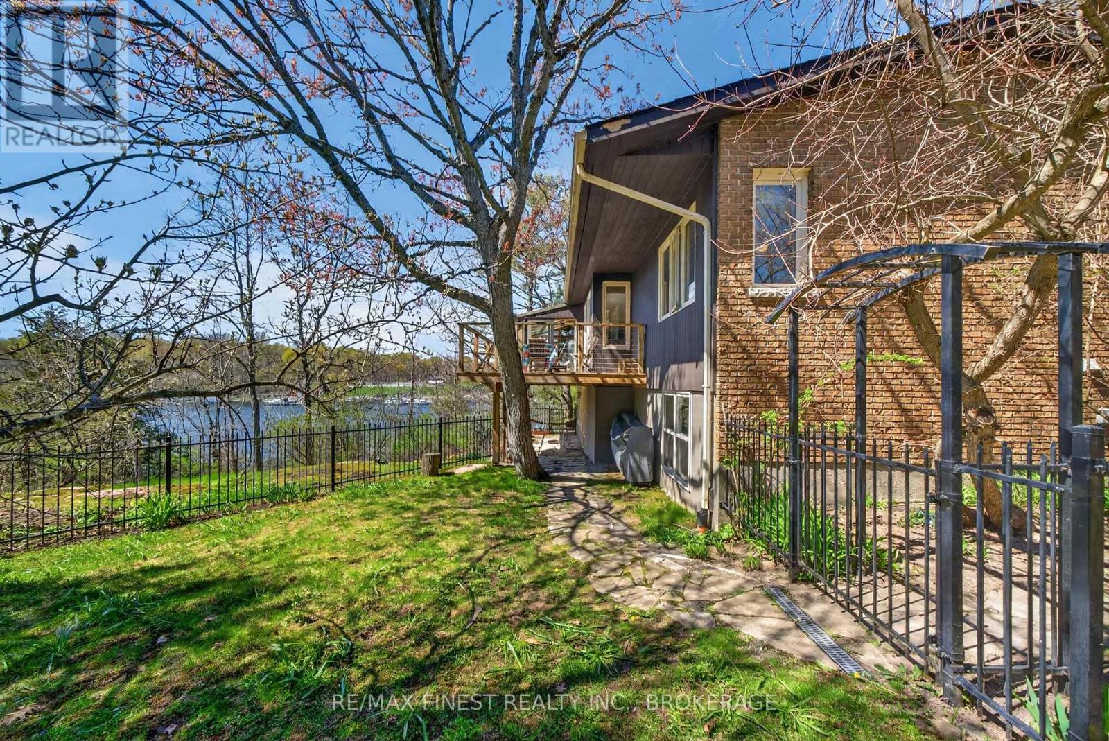 10 WARBLER LANE - 47