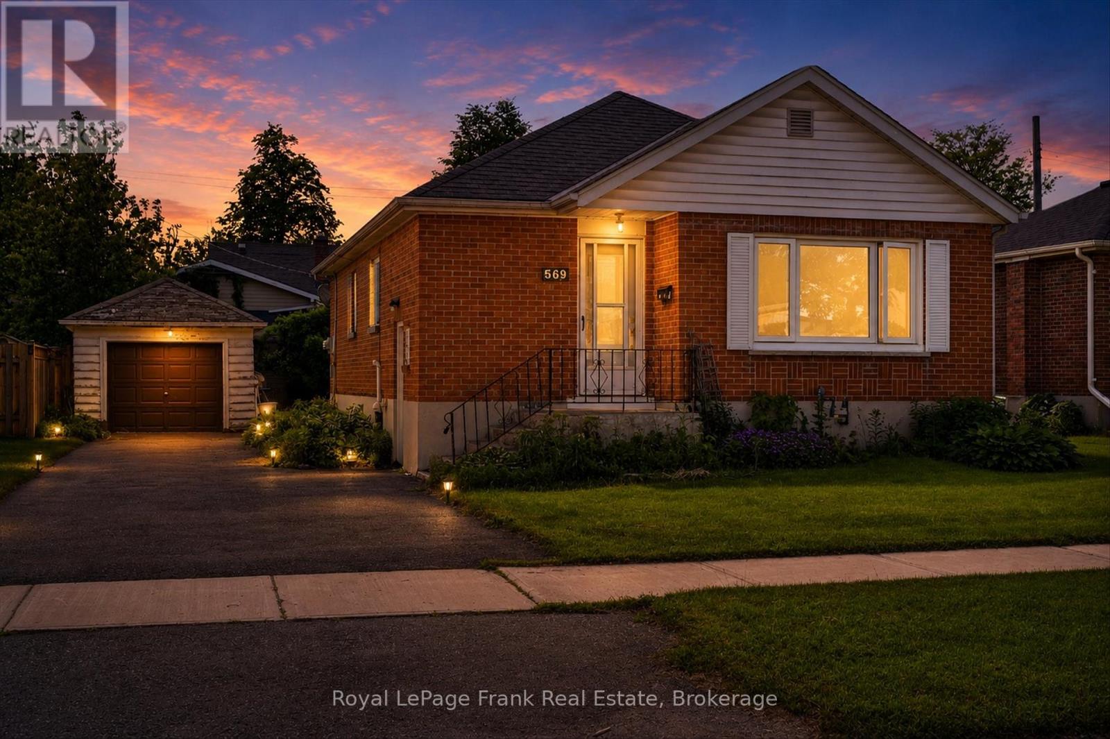 569 STEELE AVENUE - 1