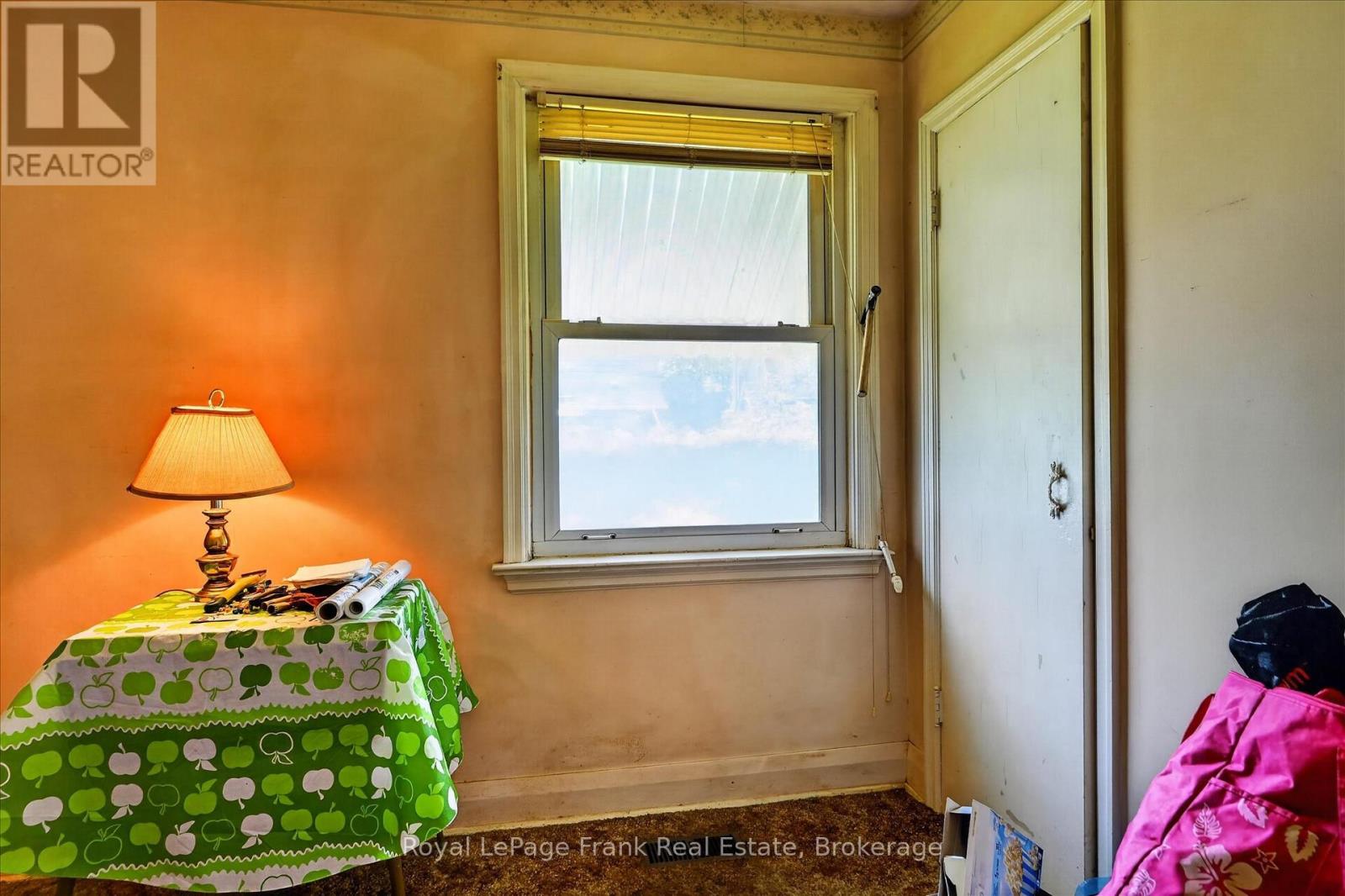 569 STEELE AVENUE - 16