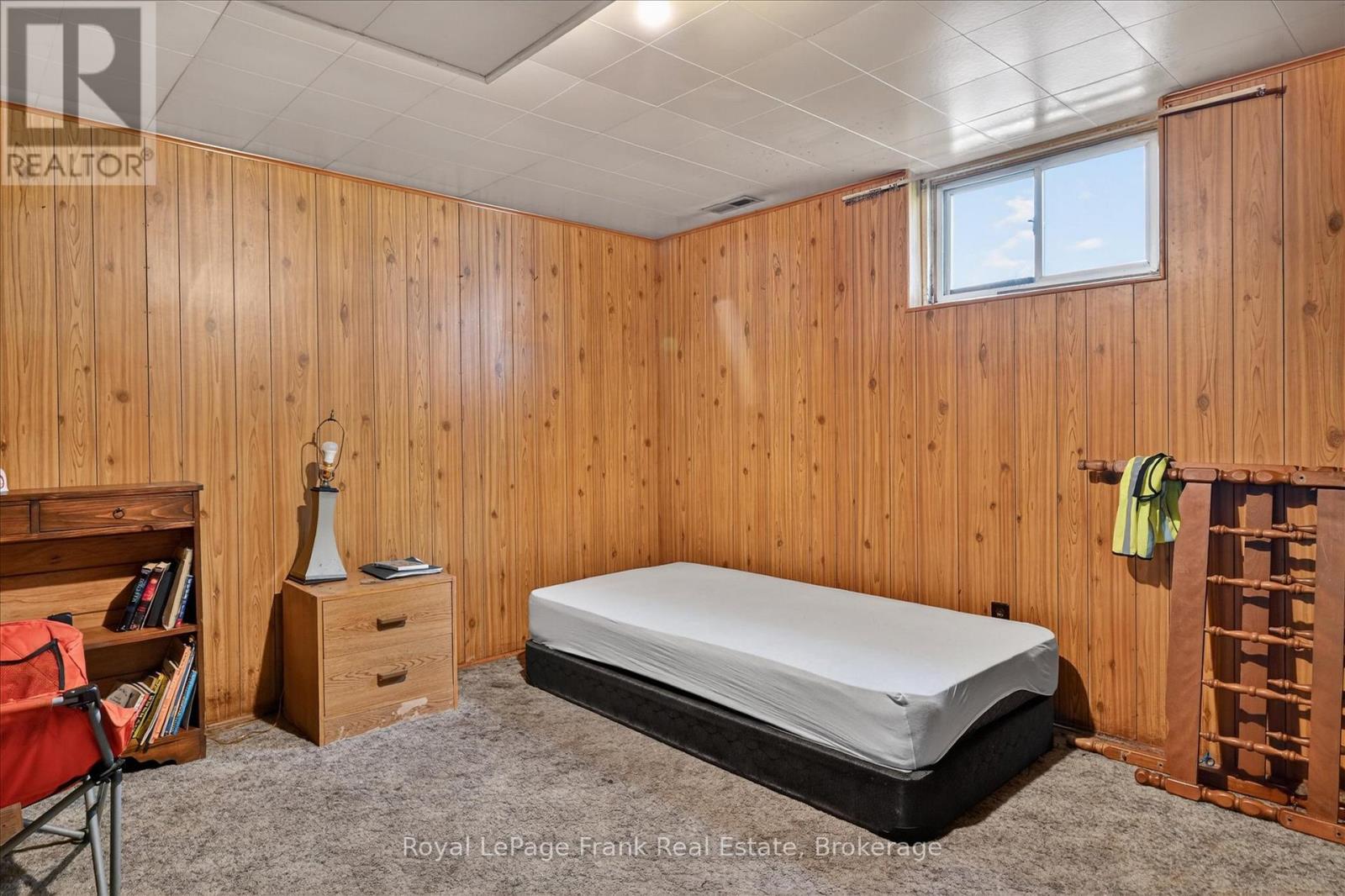 569 STEELE AVENUE - 20