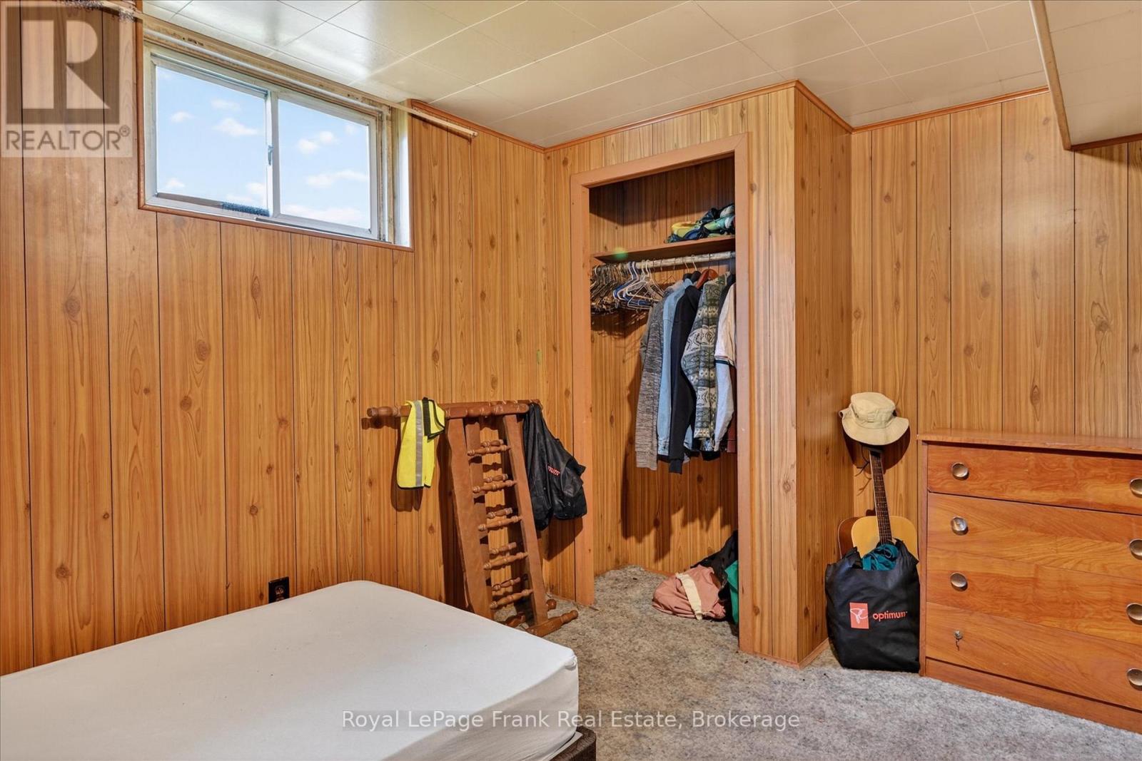 569 STEELE AVENUE - 21