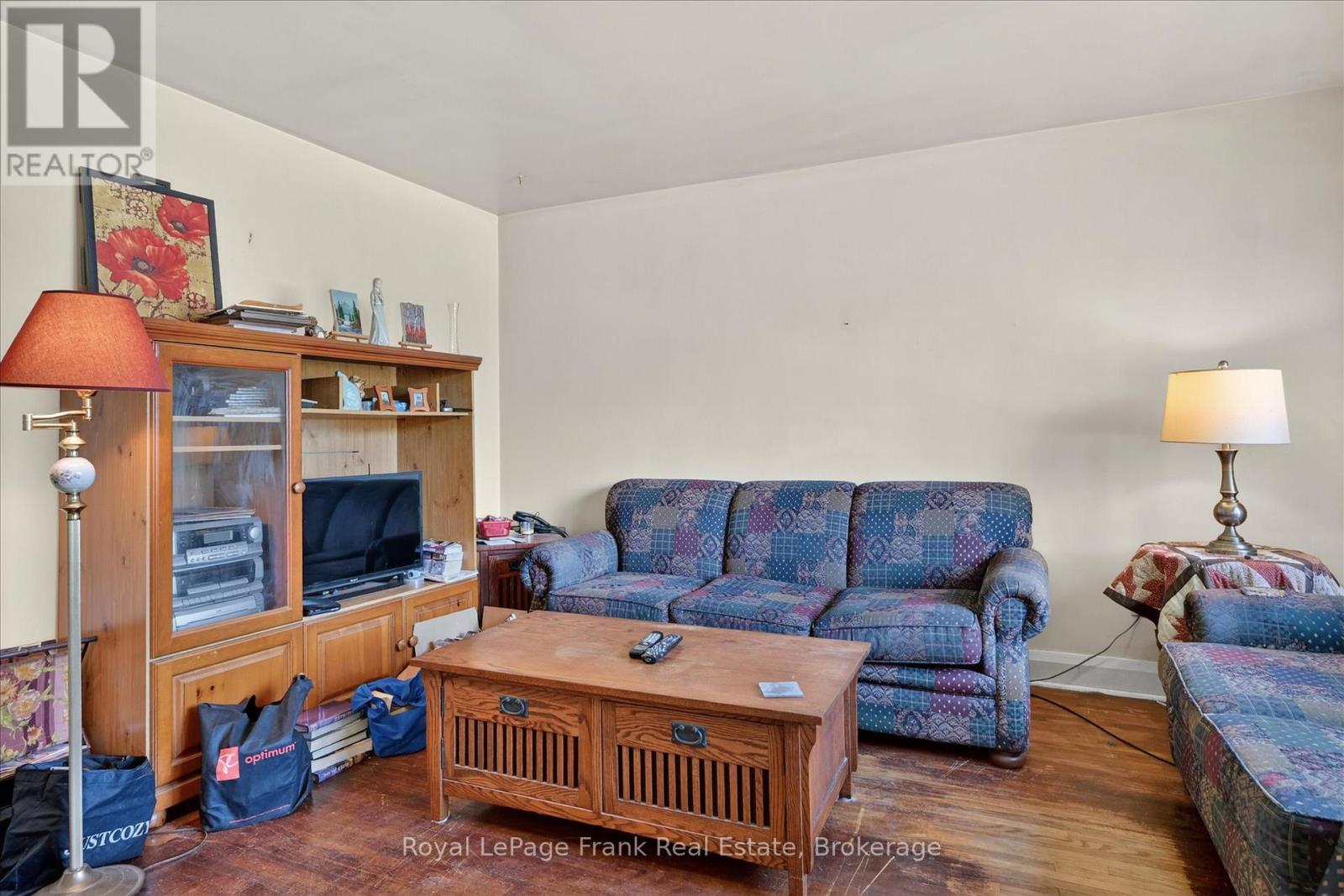 569 STEELE AVENUE - 4