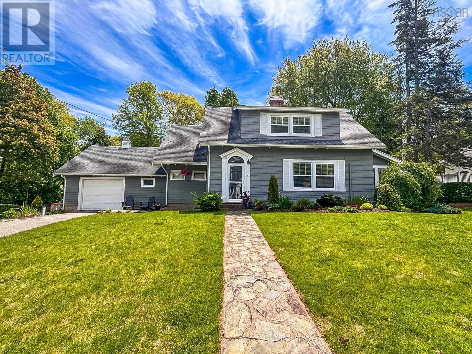 Property photo of 65 Crescent Street
