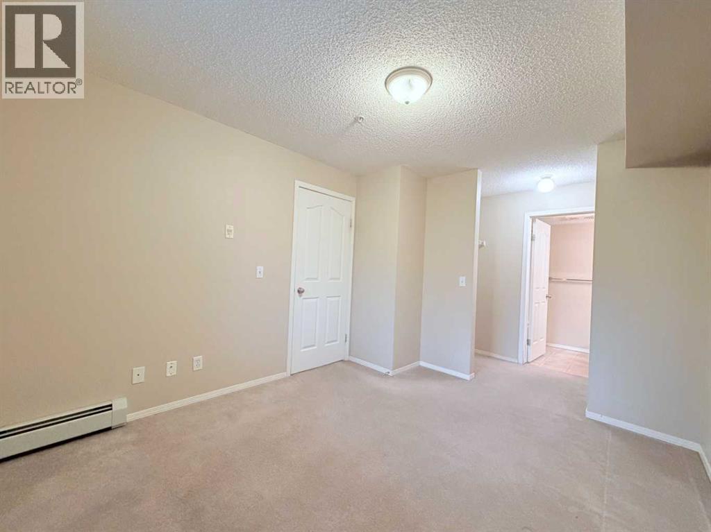 #2139 8 Bridlecrest Drive SW - 16
