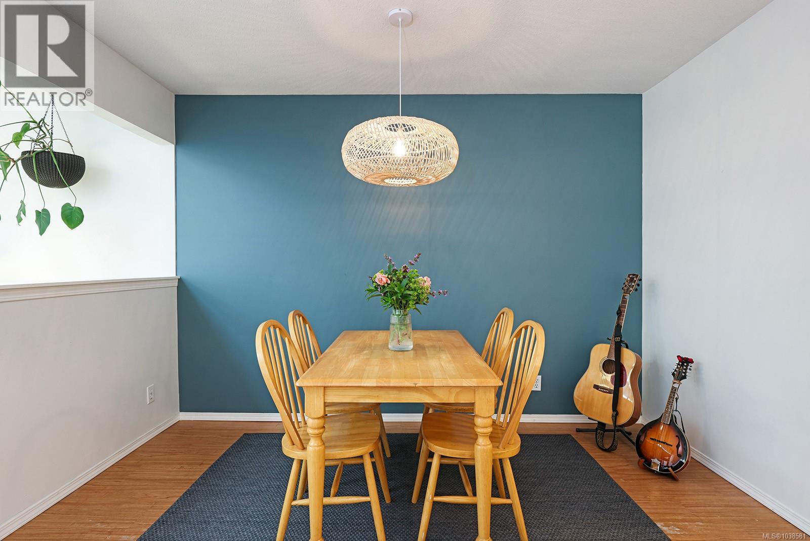B 175 Willemar Ave, Courtenay