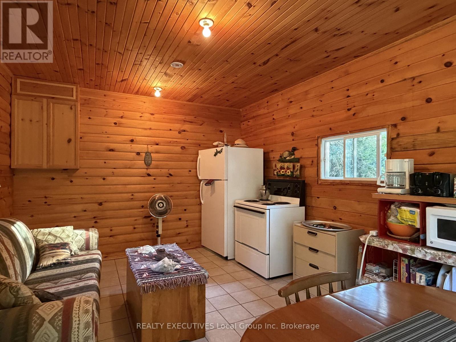 1504 HEMLOCK ISLAND - 12