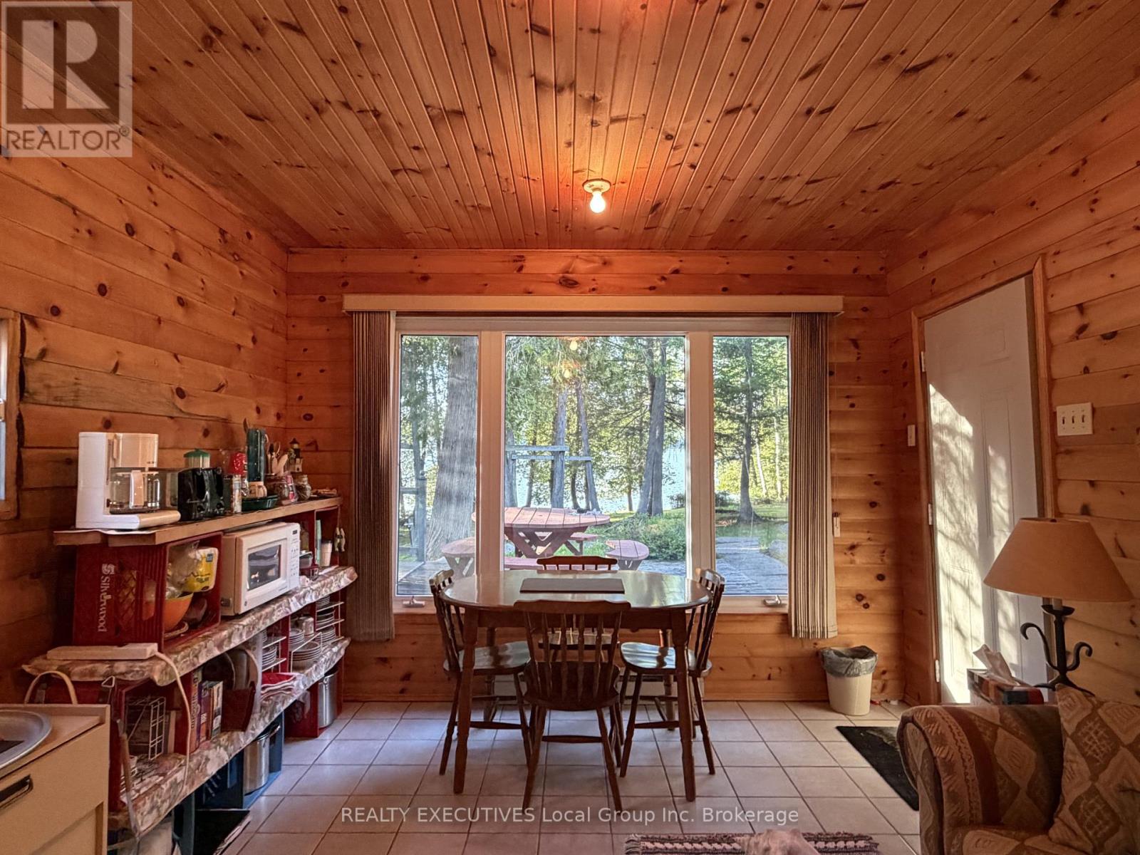 1504 HEMLOCK ISLAND - 11
